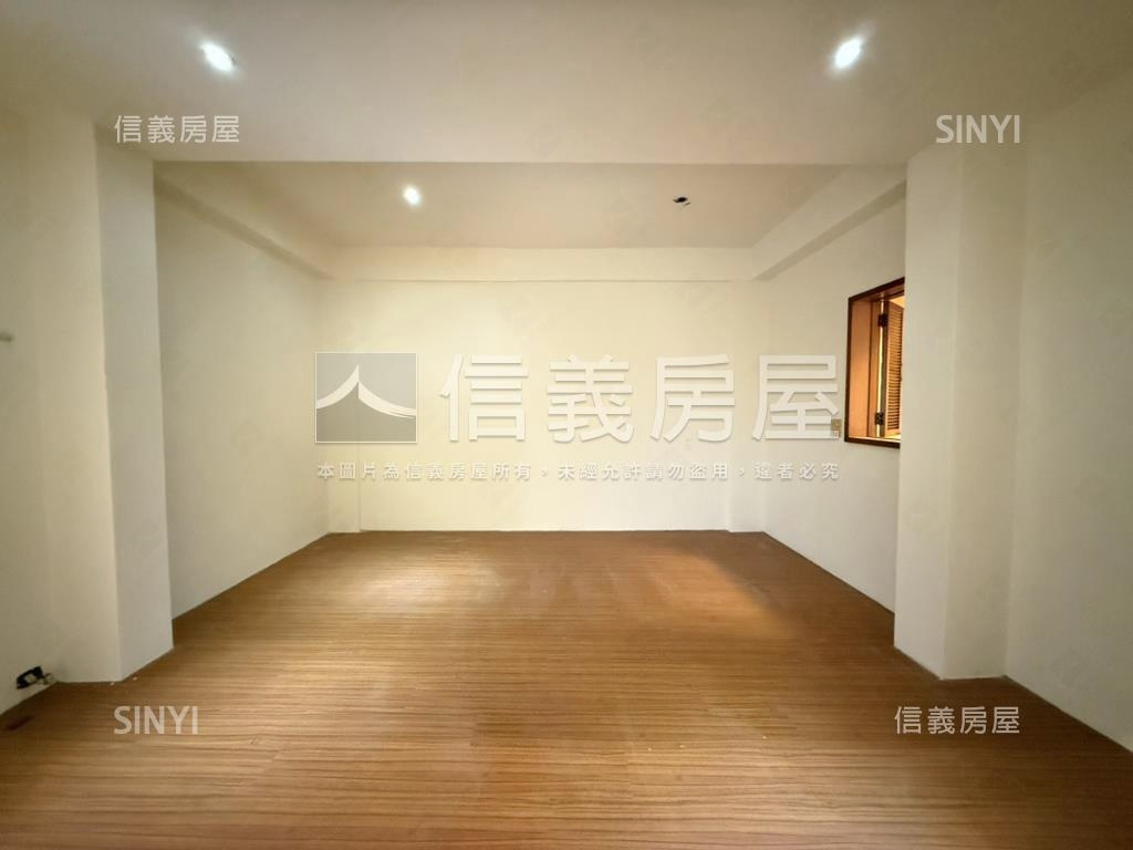 綠川近車站稀有一樓美寓房屋室內格局與周邊環境