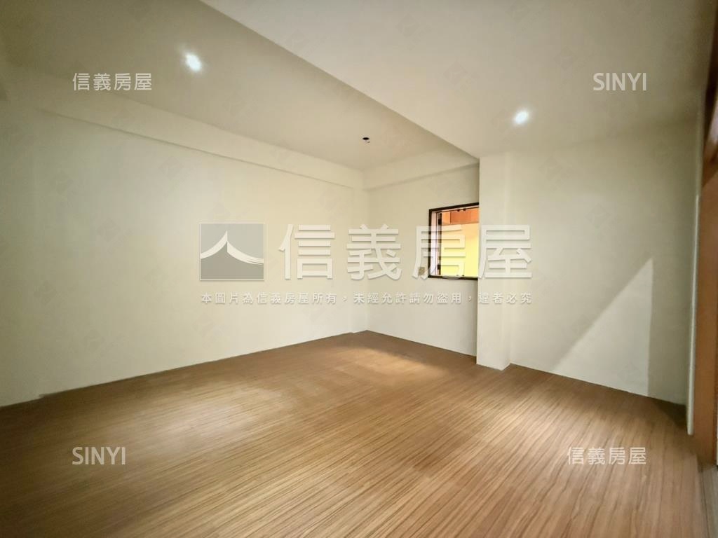 綠川近車站稀有一樓美寓房屋室內格局與周邊環境