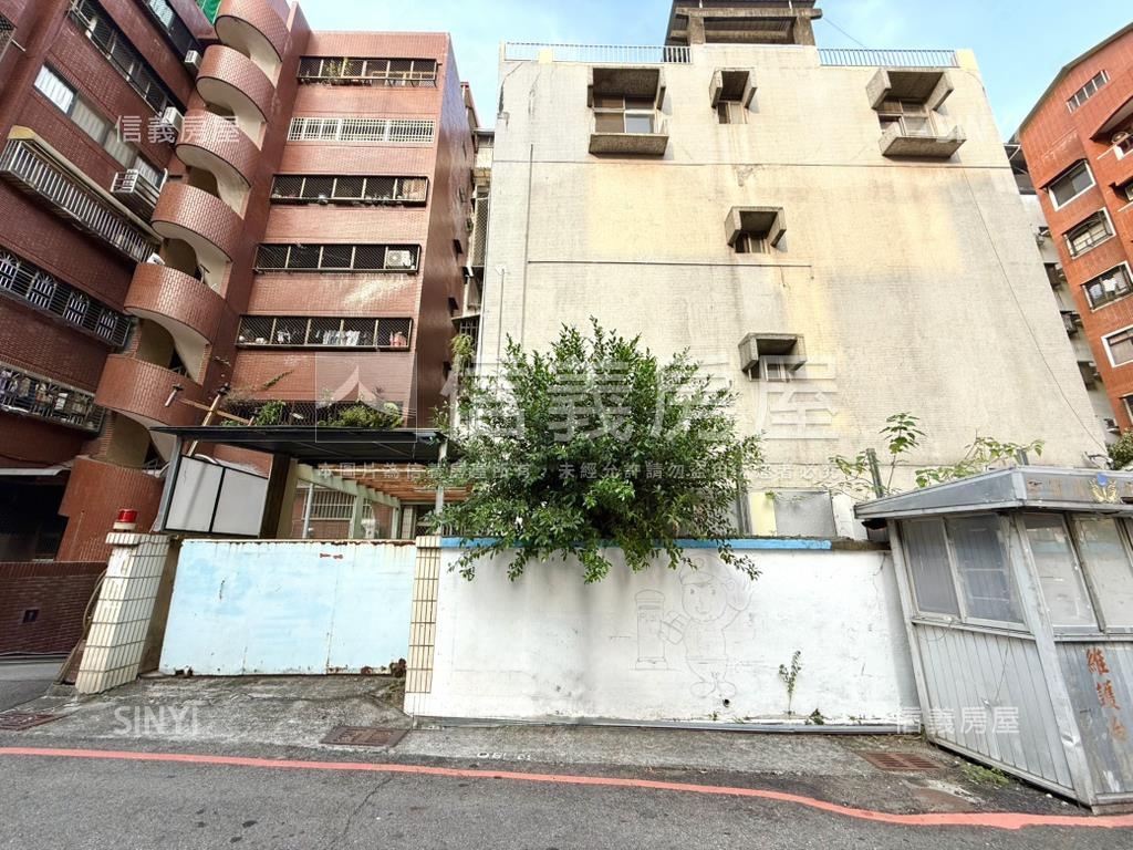 綠川近車站稀有一樓美寓房屋室內格局與周邊環境
