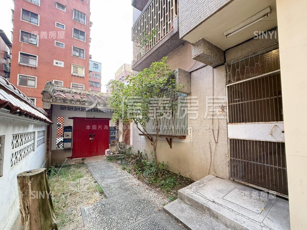 綠川近車站稀有一樓美寓房屋室內格局與周邊環境