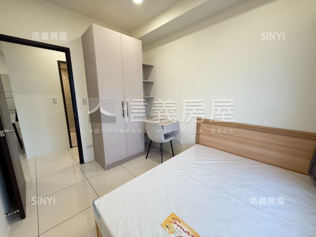 聯悦臻次頂樓三房平車位房屋室內格局與周邊環境