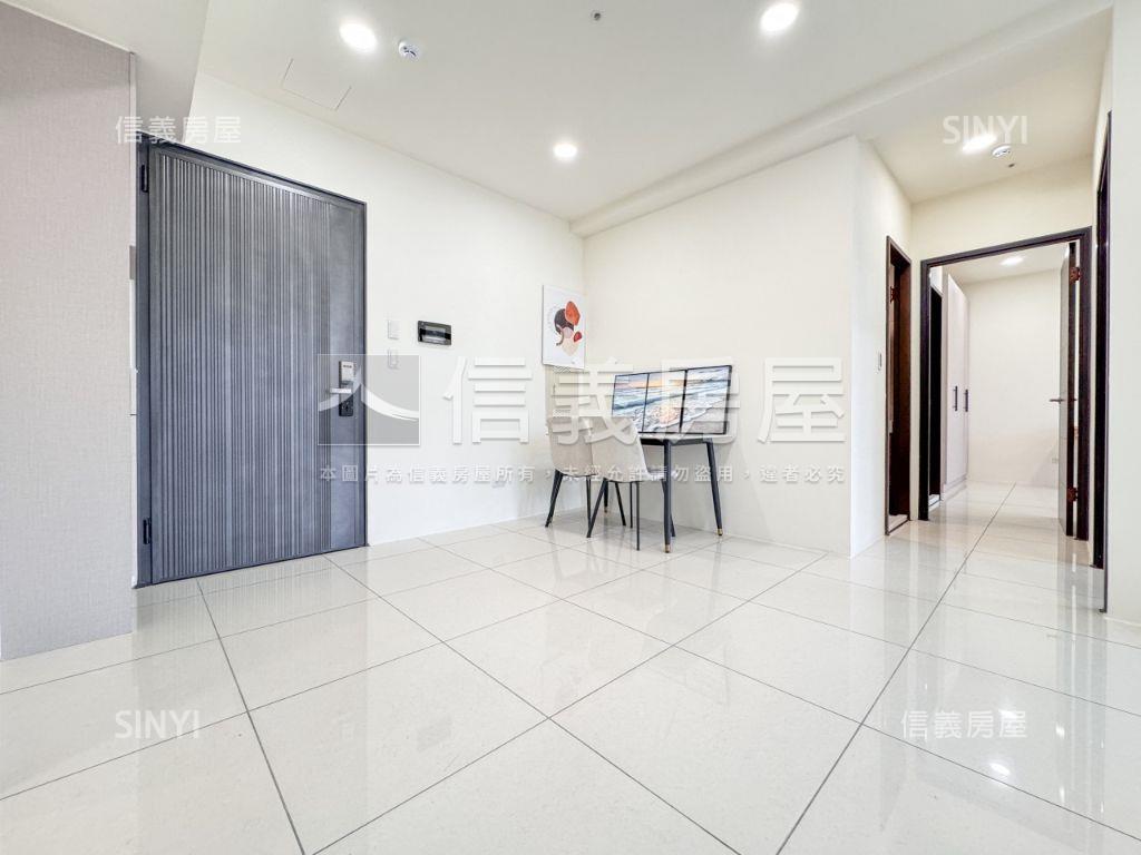 聯悦臻次頂樓三房平車位房屋室內格局與周邊環境