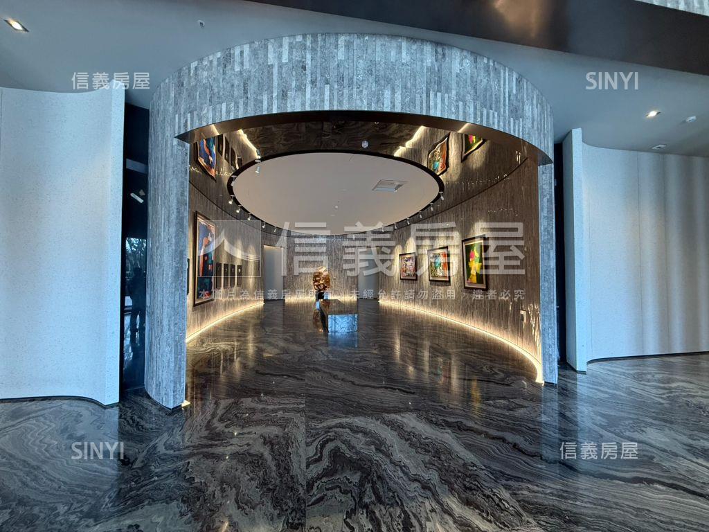 聯悦臻次頂樓三房平車位房屋室內格局與周邊環境