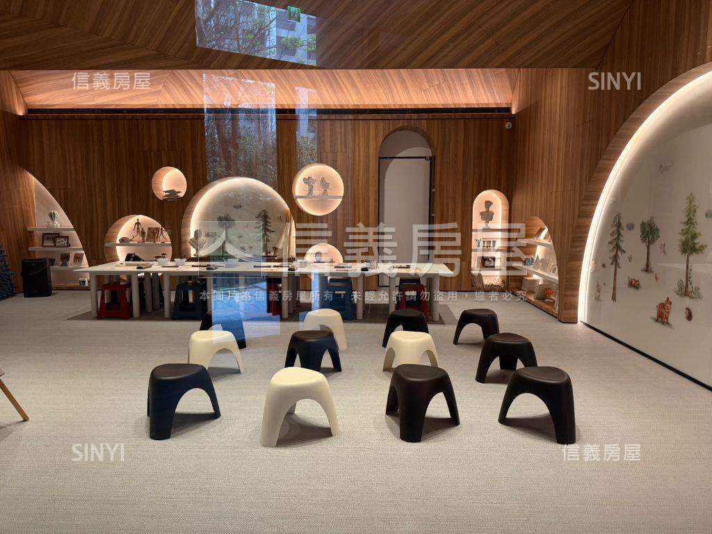 聯悦臻次頂樓三房平車位房屋室內格局與周邊環境