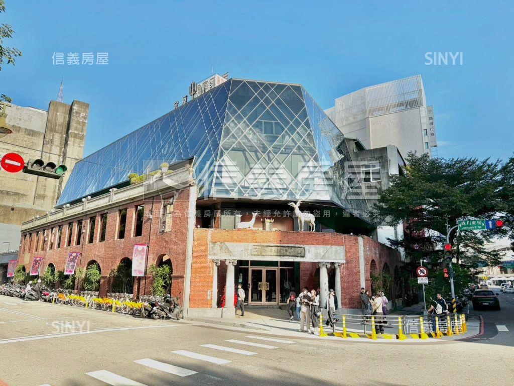 近火車站大面寬金透店房屋室內格局與周邊環境