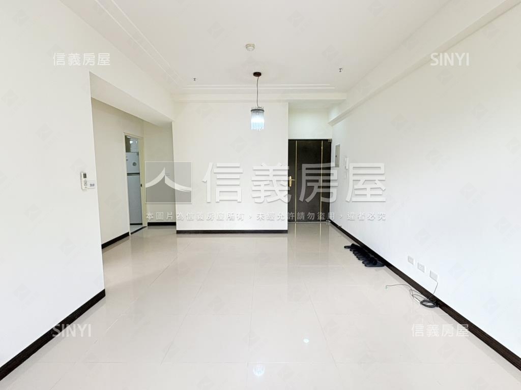 四季會館方正明亮二房房屋室內格局與周邊環境