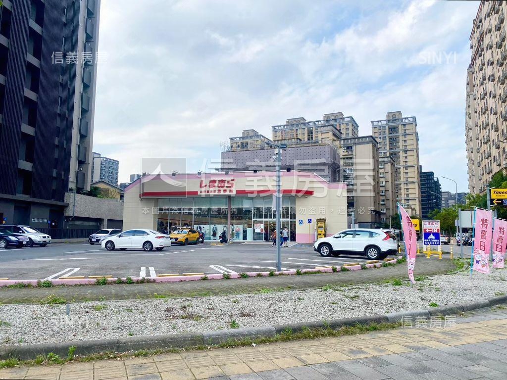 四季會館方正明亮二房房屋室內格局與周邊環境