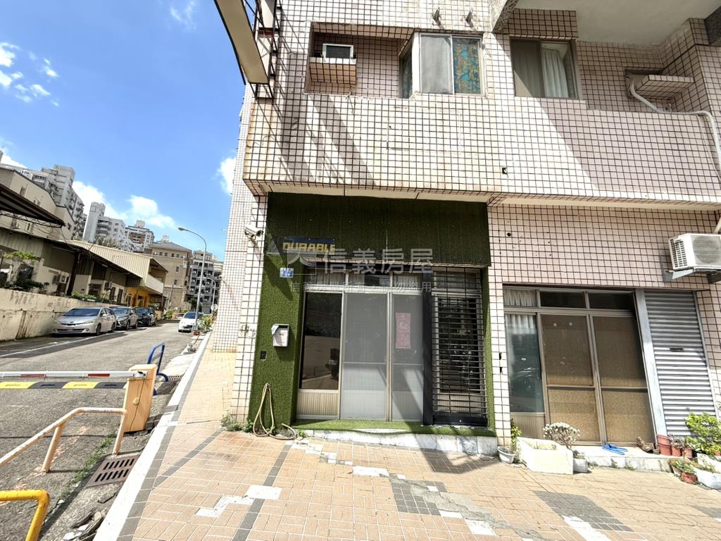 角間臨路置產收租店面房屋室內格局與周邊環境
