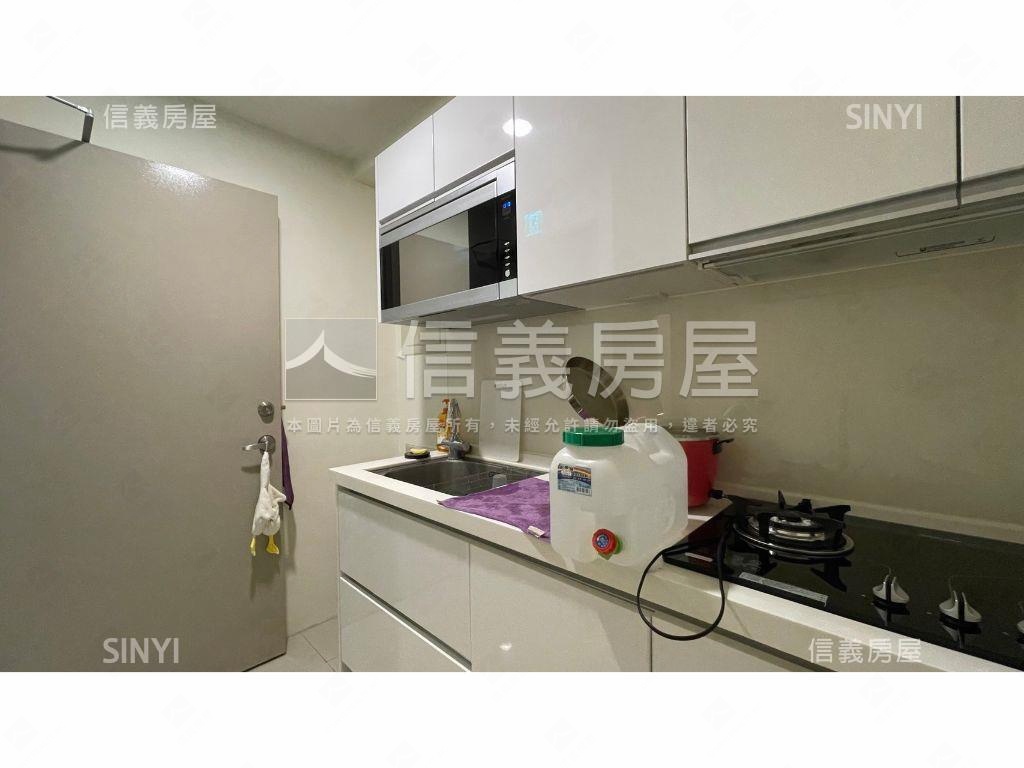 總太明日優質裝潢店面房屋室內格局與周邊環境