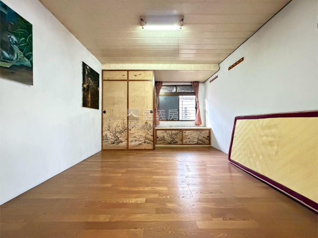 低總價。大空間美寓房屋室內格局與周邊環境