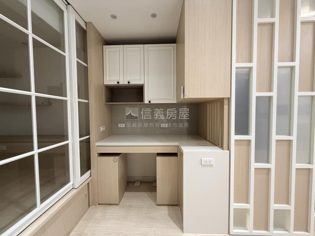 集英路喜多３房車位房屋室內格局與周邊環境