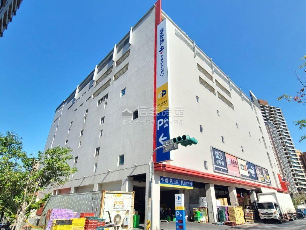 集英路喜多３房車位房屋室內格局與周邊環境