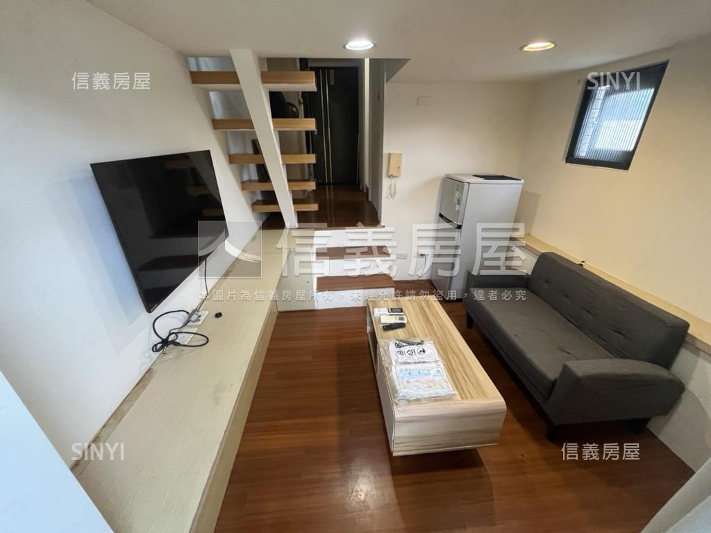 歐夏蕾樹梢戶套房房屋室內格局與周邊環境
