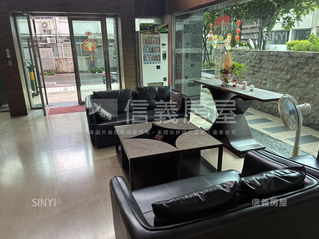 歐夏蕾樹梢戶套房房屋室內格局與周邊環境