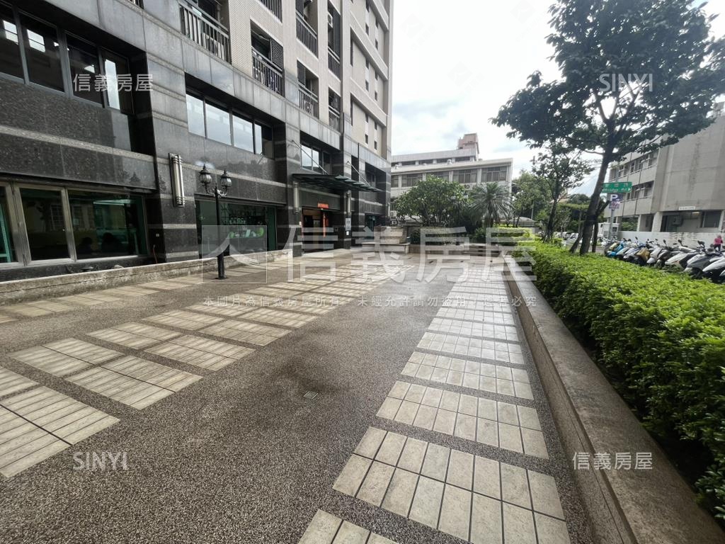 歐夏蕾樹梢戶套房房屋室內格局與周邊環境
