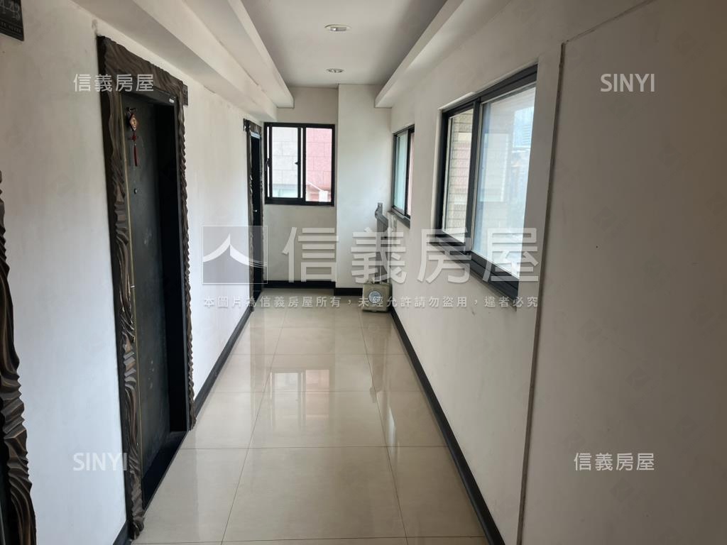 歐夏蕾樹梢戶套房房屋室內格局與周邊環境
