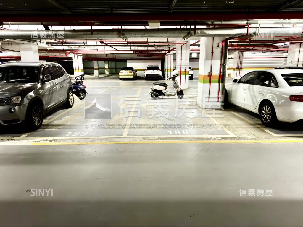 綠意景觀●寬敞●綠灣七樓房屋室內格局與周邊環境