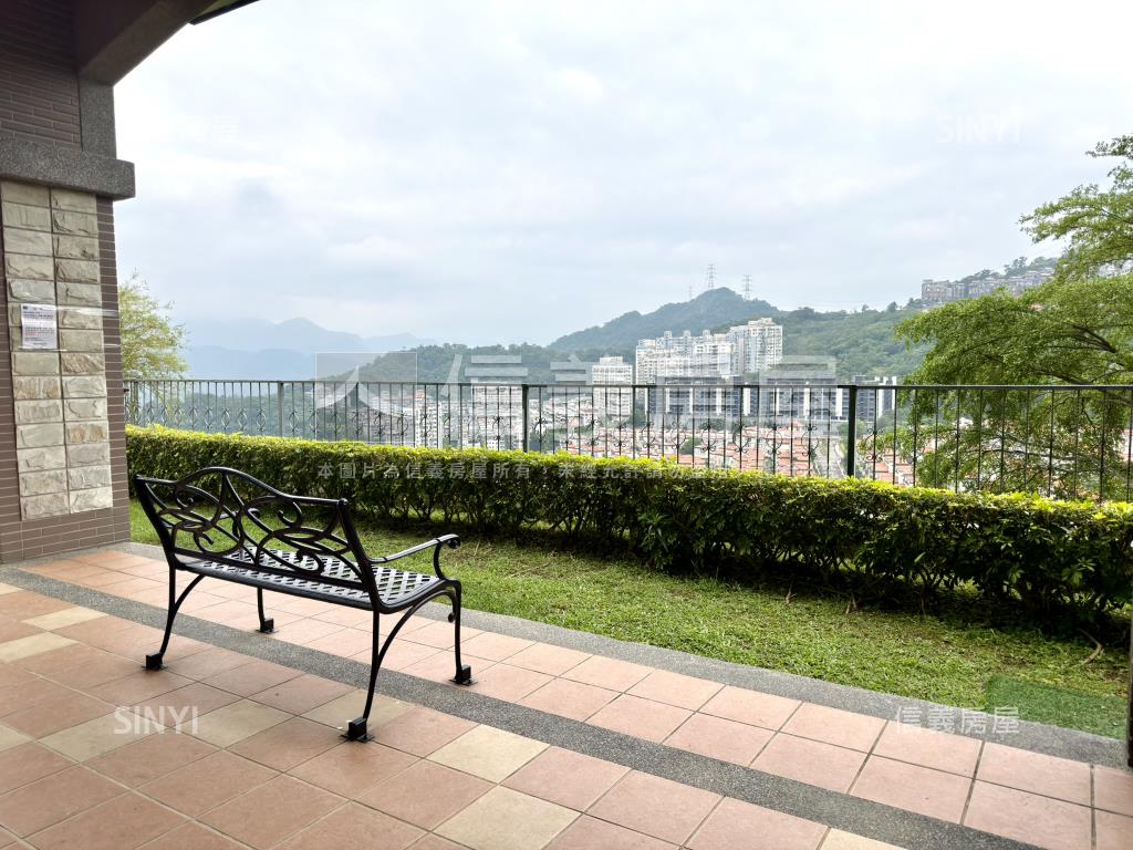 綠意景觀●寬敞●綠灣七樓房屋室內格局與周邊環境
