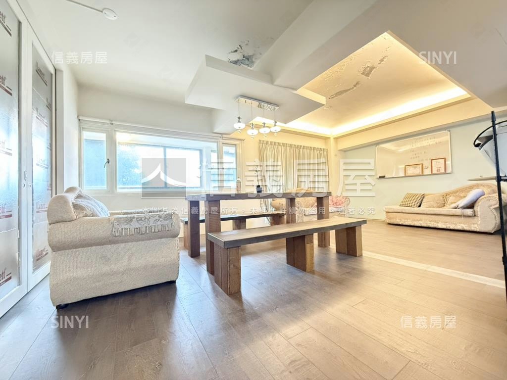 近澄清醫院雙店面房屋室內格局與周邊環境