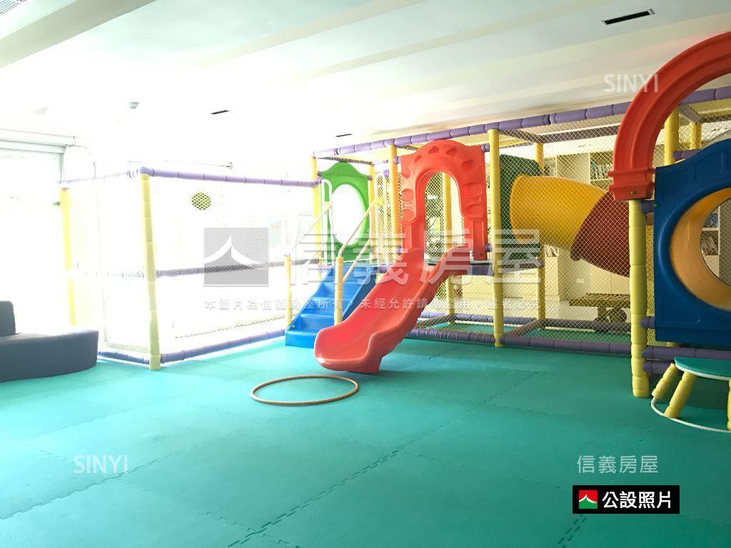 麥迪奇溫馨大兩房車房屋室內格局與周邊環境