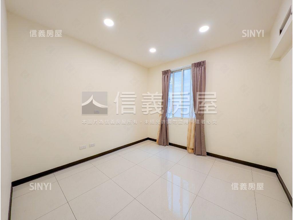 國慶路裝潢３樓美美屋房屋室內格局與周邊環境