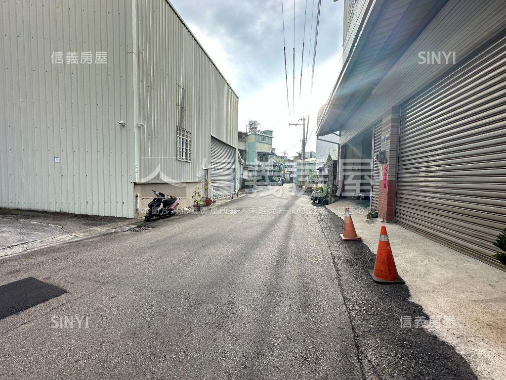 年青有為兩房有車位房屋室內格局與周邊環境