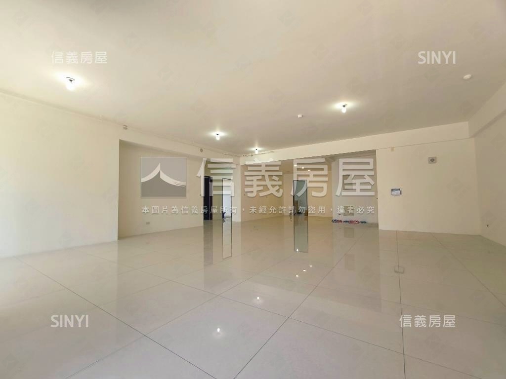 半山滙景觀一樓庭院使用大房屋室內格局與周邊環境