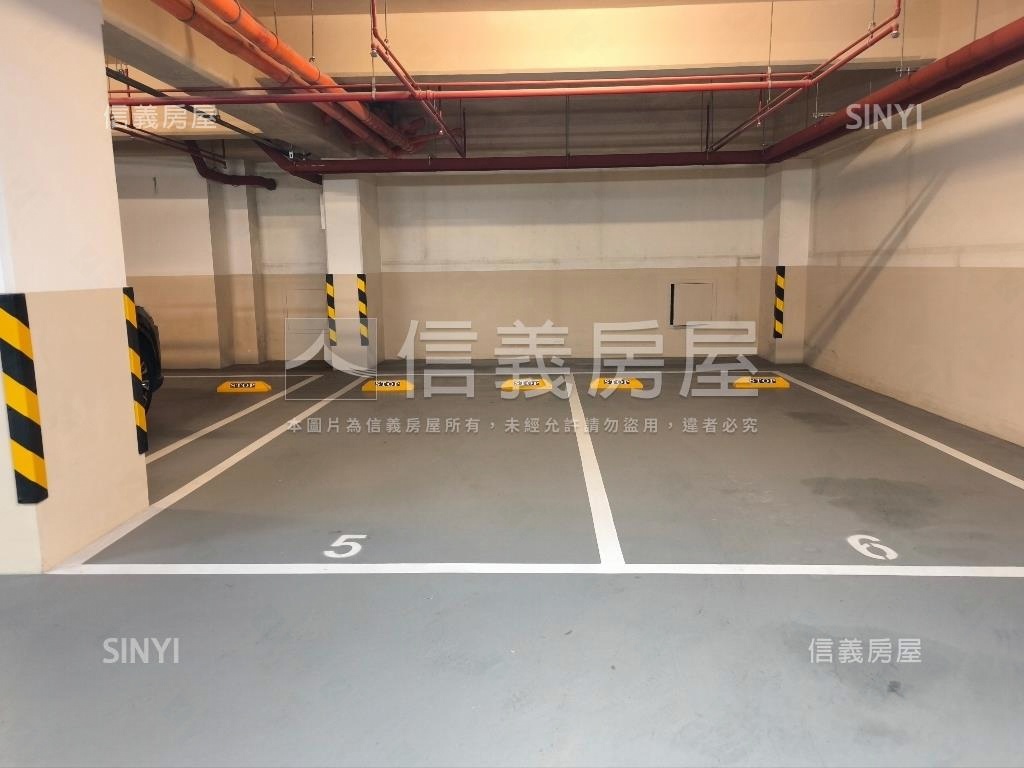 半山滙景觀一樓庭院使用大房屋室內格局與周邊環境