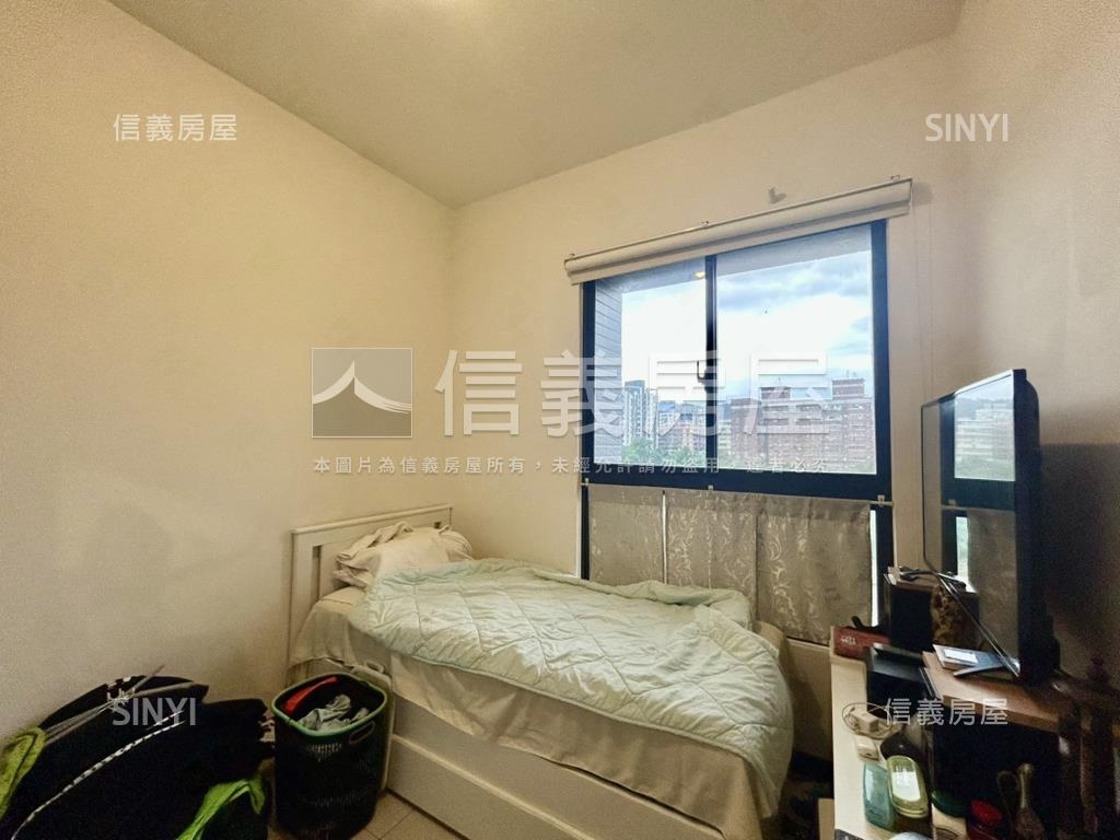 川悅˙河景３房美宅房屋室內格局與周邊環境