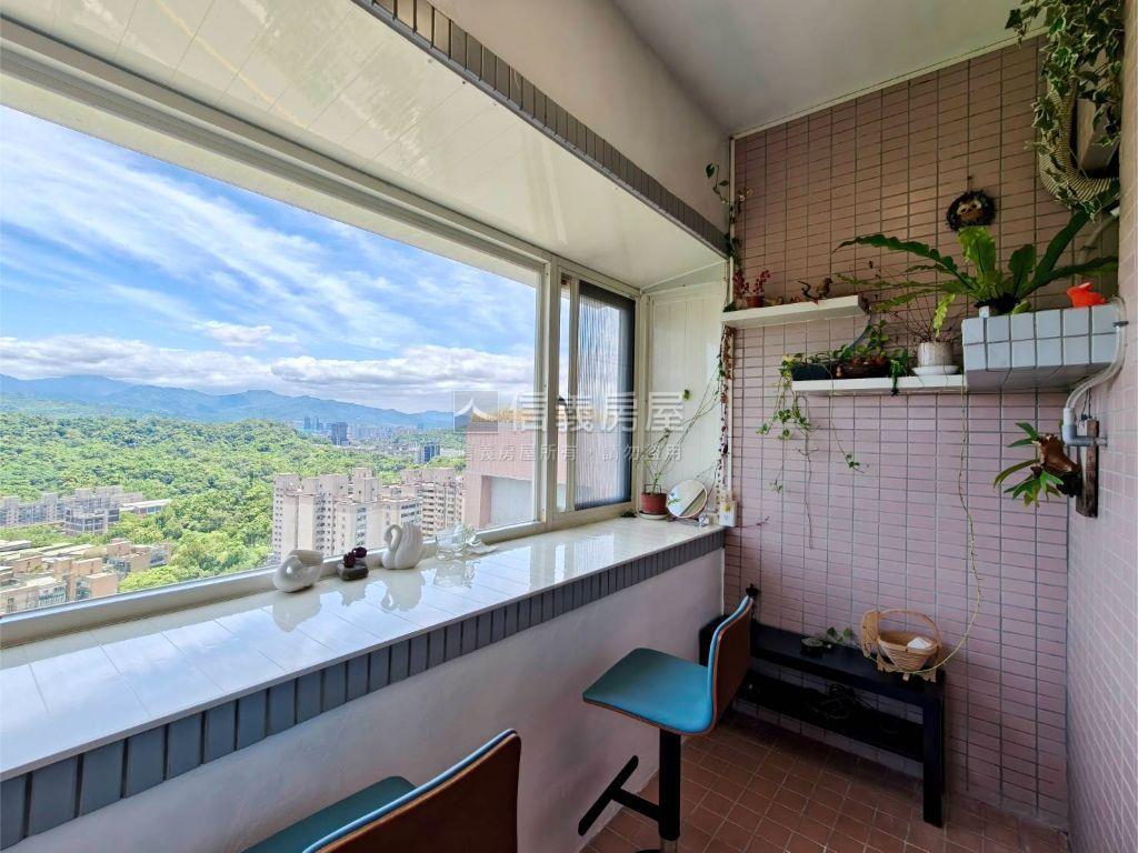 電梯景觀三房（地上權）房屋室內格局與周邊環境