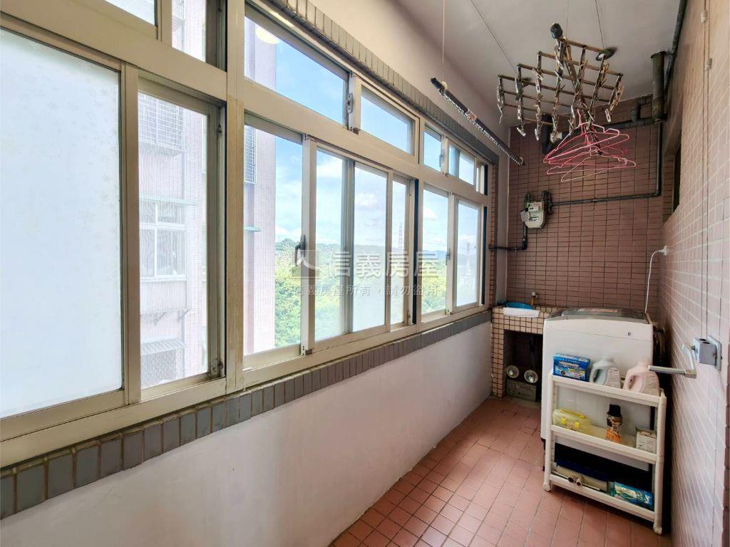 電梯景觀三房（地上權）房屋室內格局與周邊環境