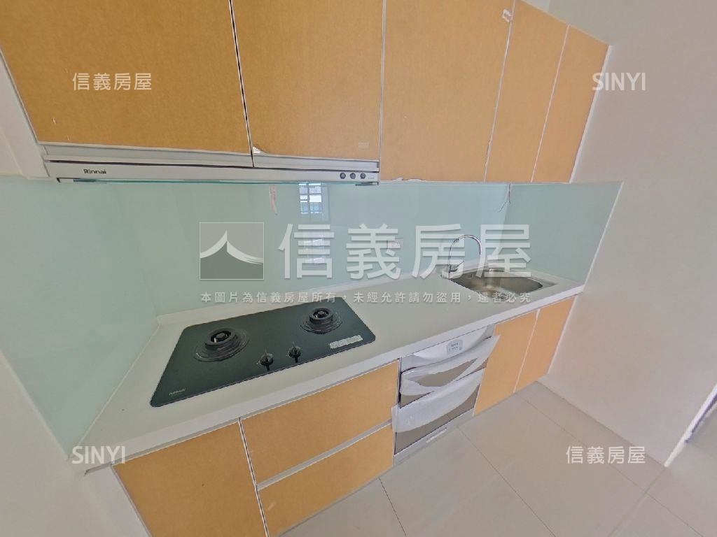 震後樹孝商圈美屋寬敞車位房屋室內格局與周邊環境
