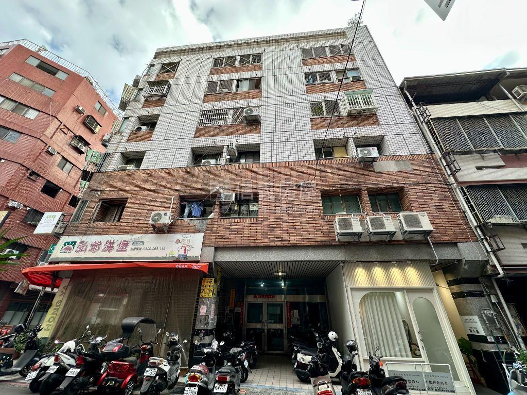 漢口商圈稀有套房房屋室內格局與周邊環境