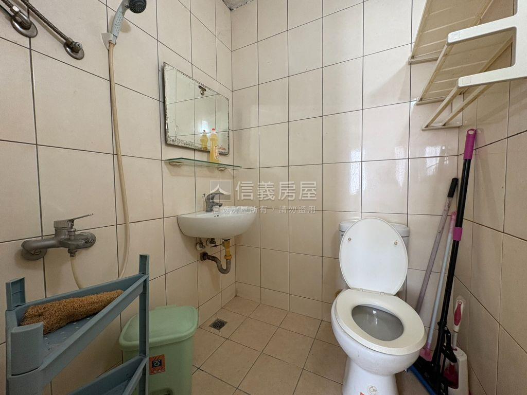 近南紡雙廳雙主臥公寓房屋室內格局與周邊環境