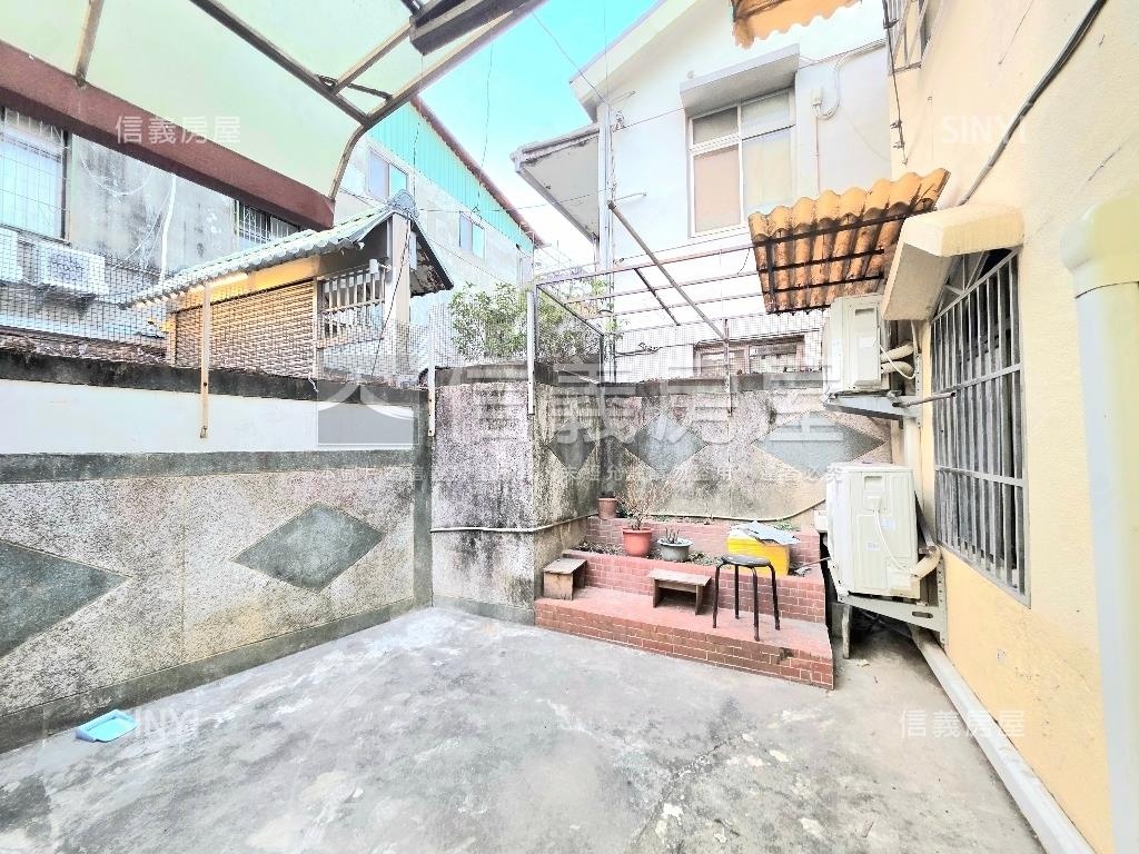 近樹德商圈庭院透天房屋室內格局與周邊環境