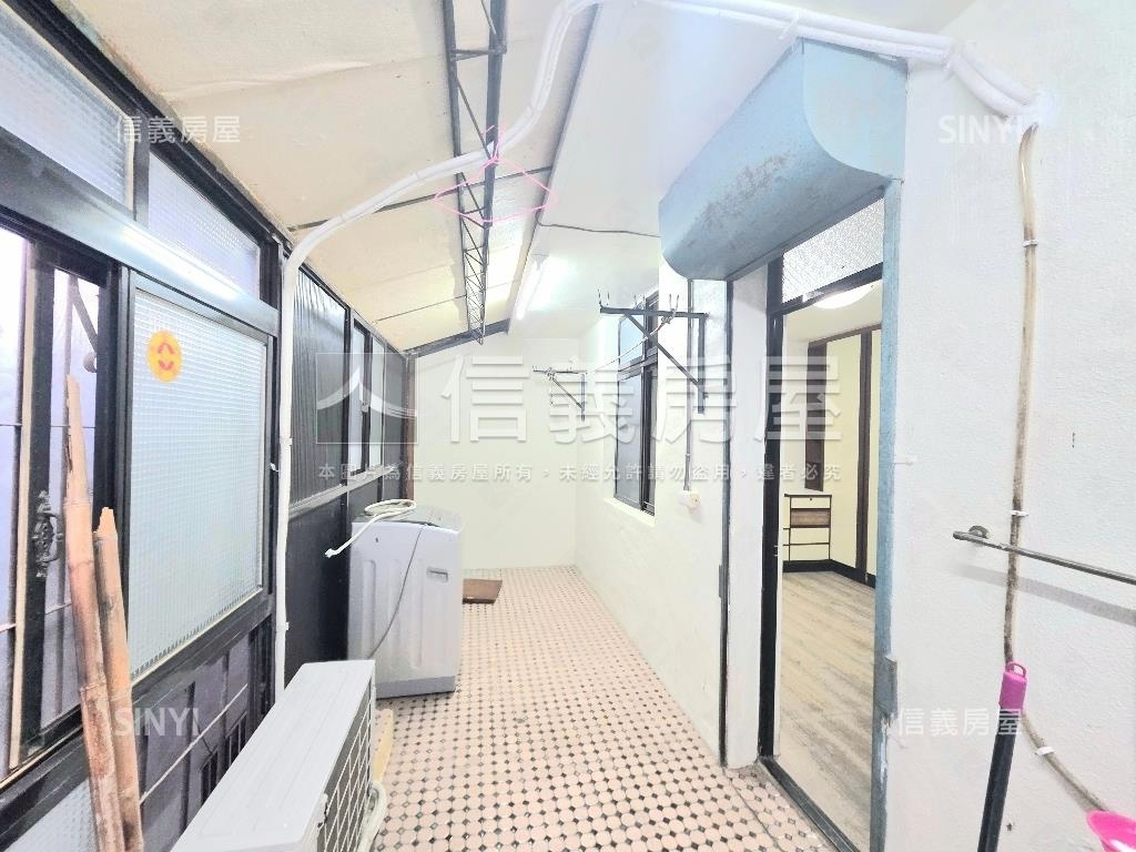 近樹德商圈庭院透天房屋室內格局與周邊環境