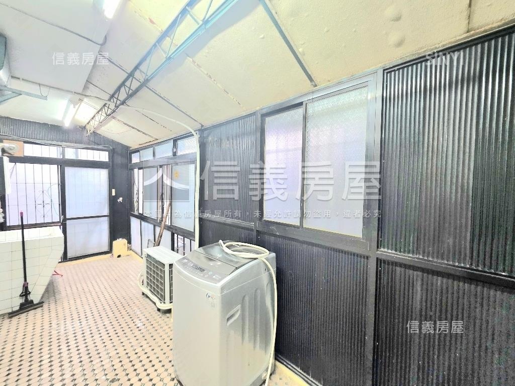 近樹德商圈庭院透天房屋室內格局與周邊環境