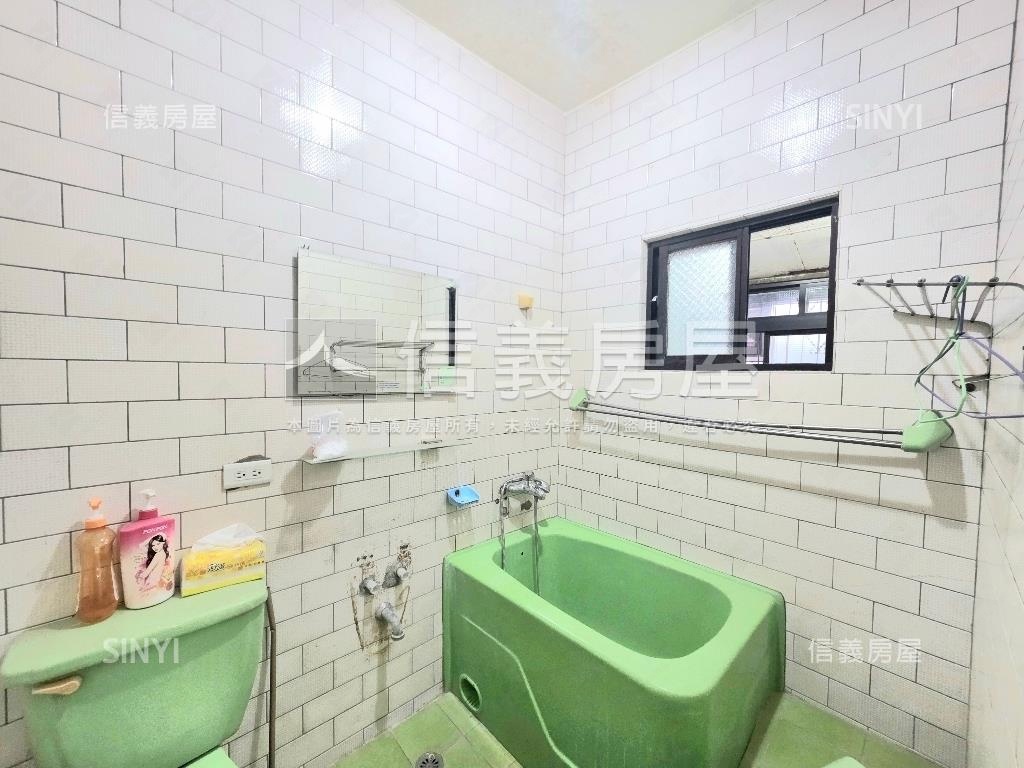 近樹德商圈庭院透天房屋室內格局與周邊環境