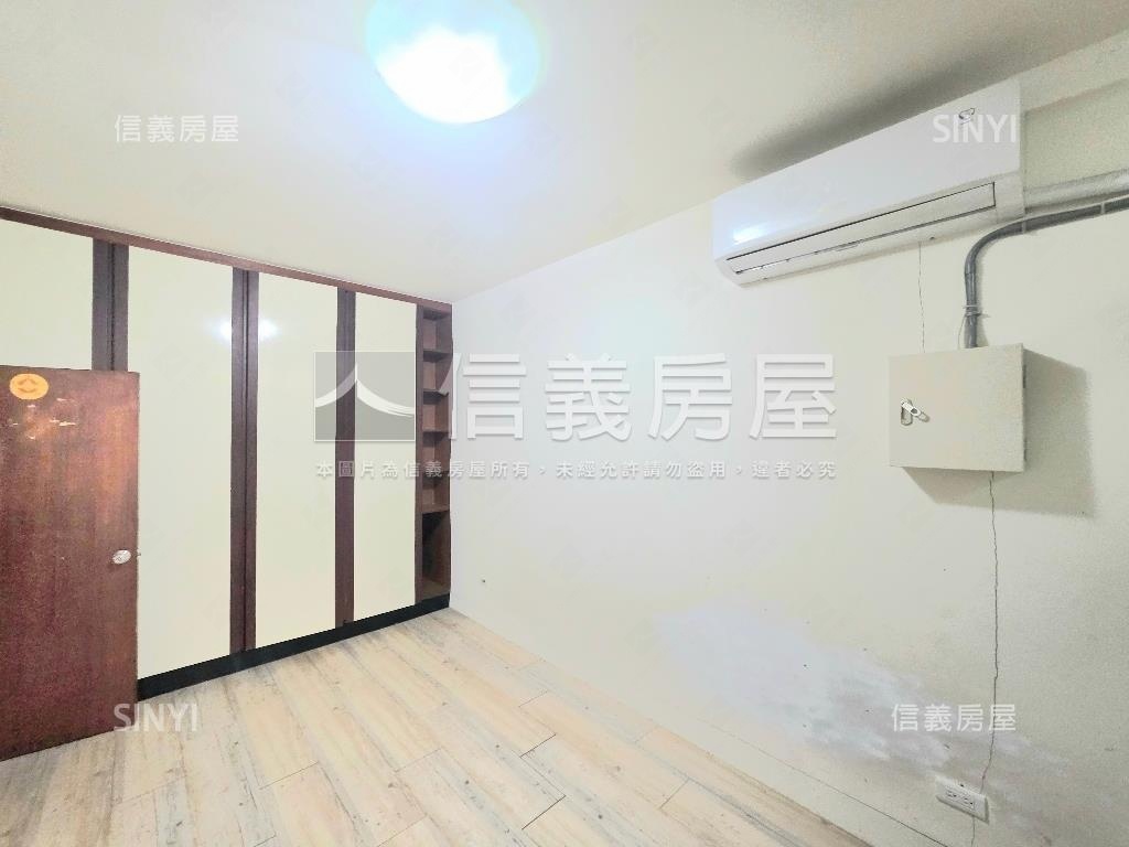 近樹德商圈庭院透天房屋室內格局與周邊環境