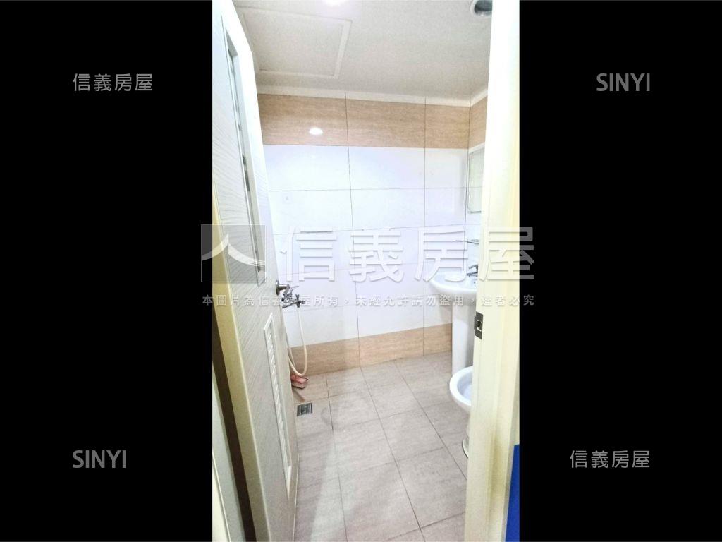 ‧仁愛街免爬高收租美套房房屋室內格局與周邊環境