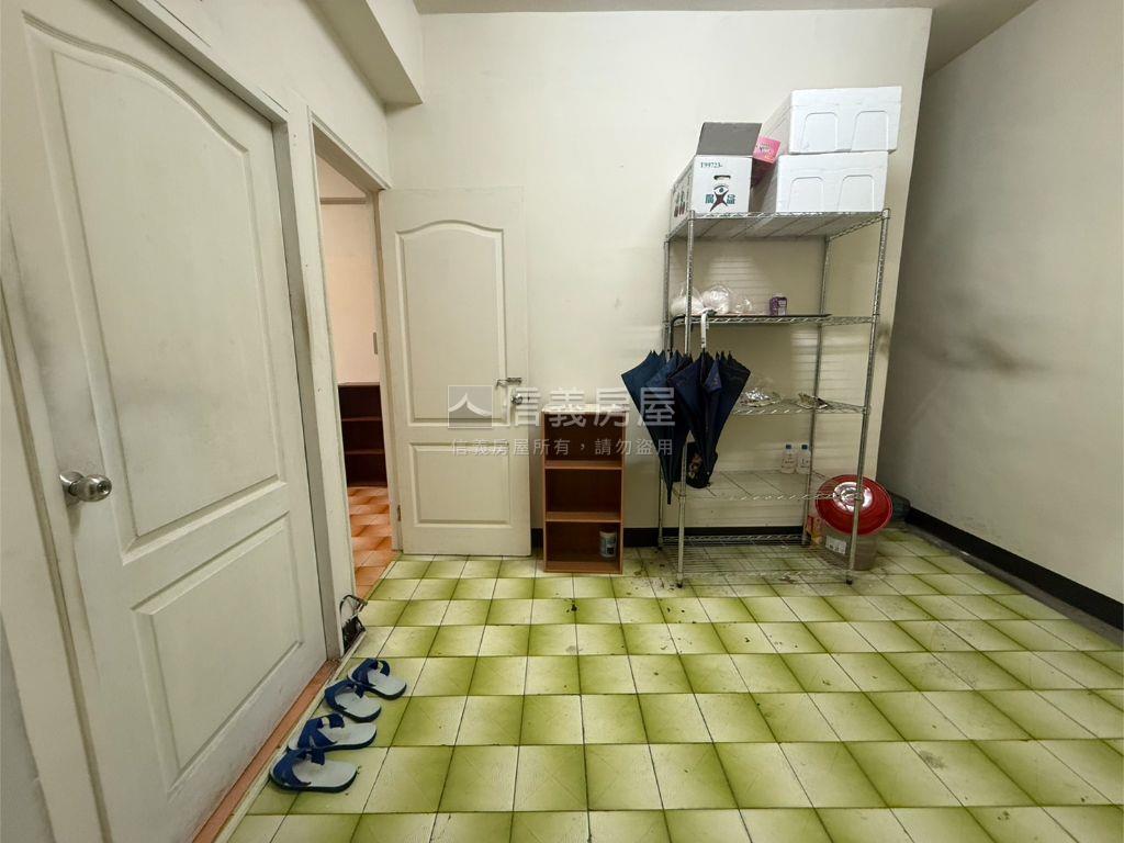 Ｇ６文心崇德捷運站旁公寓房屋室內格局與周邊環境