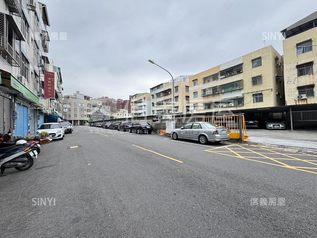瑞隆商圈三面臨路角窗地房屋室內格局與周邊環境
