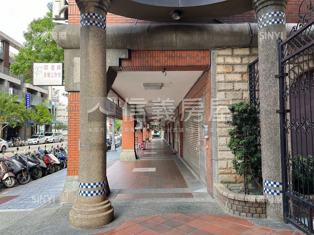 近中國醫約七米五金店面房屋室內格局與周邊環境