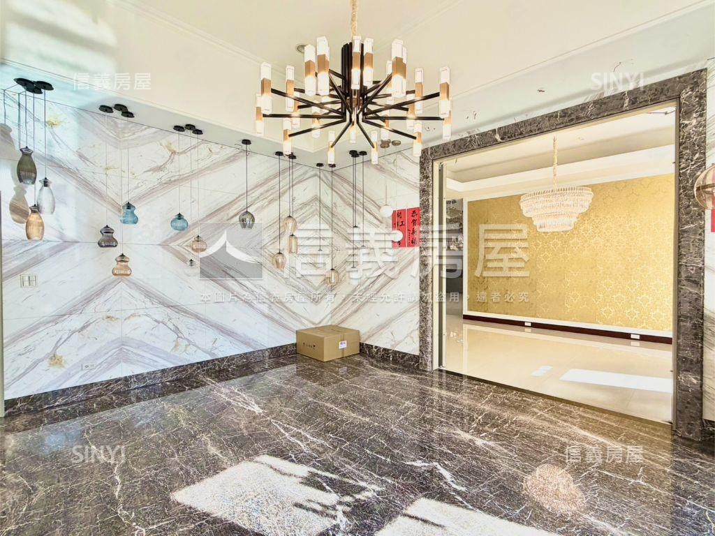 內科鋼骨整棟新穎企業總部房屋室內格局與周邊環境