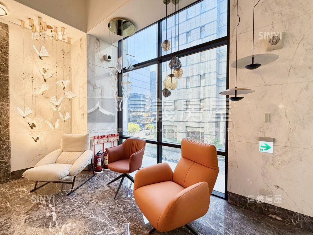 內科鋼骨整棟新穎企業總部房屋室內格局與周邊環境