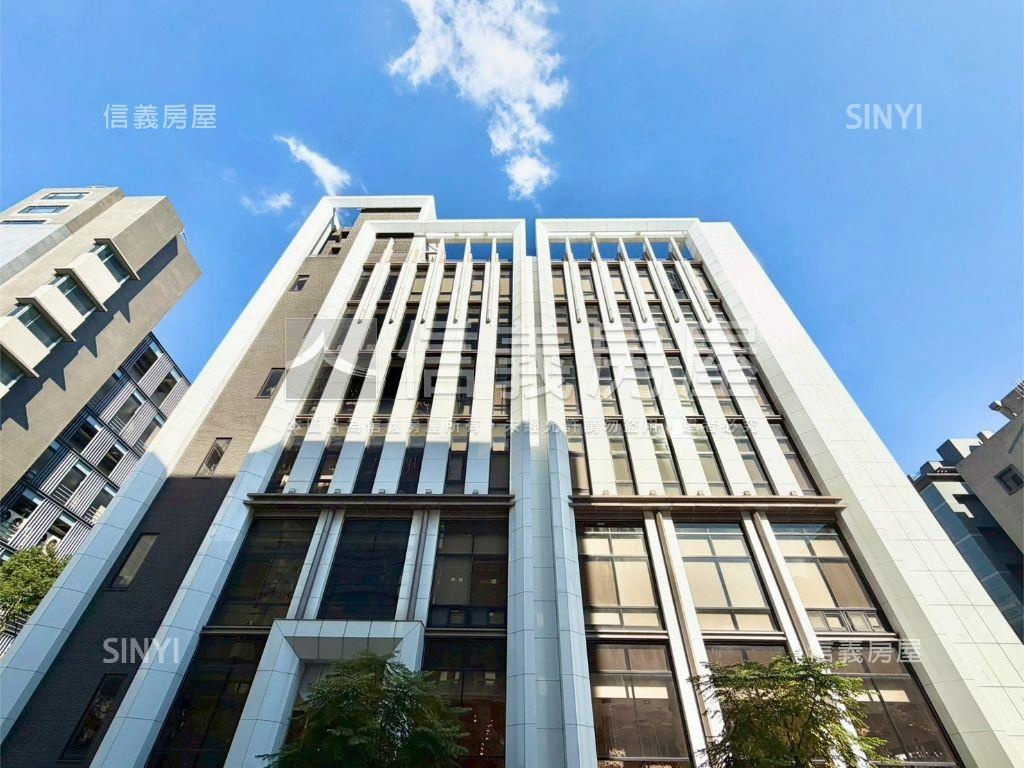 內科鋼骨整棟新穎企業總部房屋室內格局與周邊環境