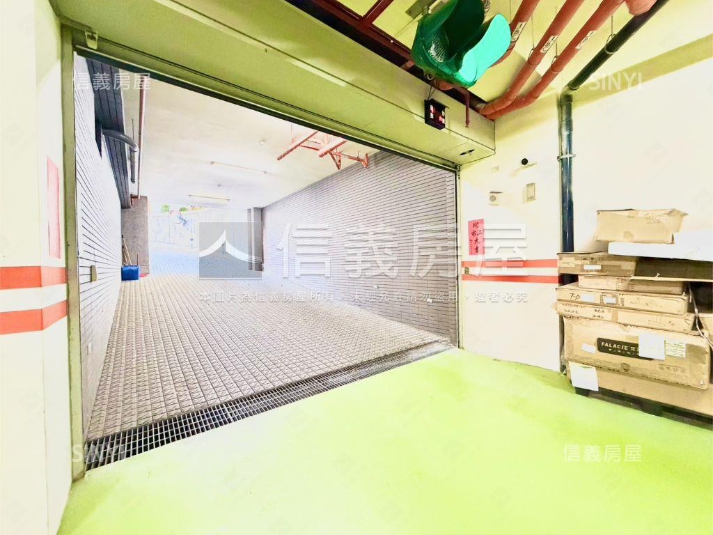 內科鋼骨整棟新穎企業總部房屋室內格局與周邊環境