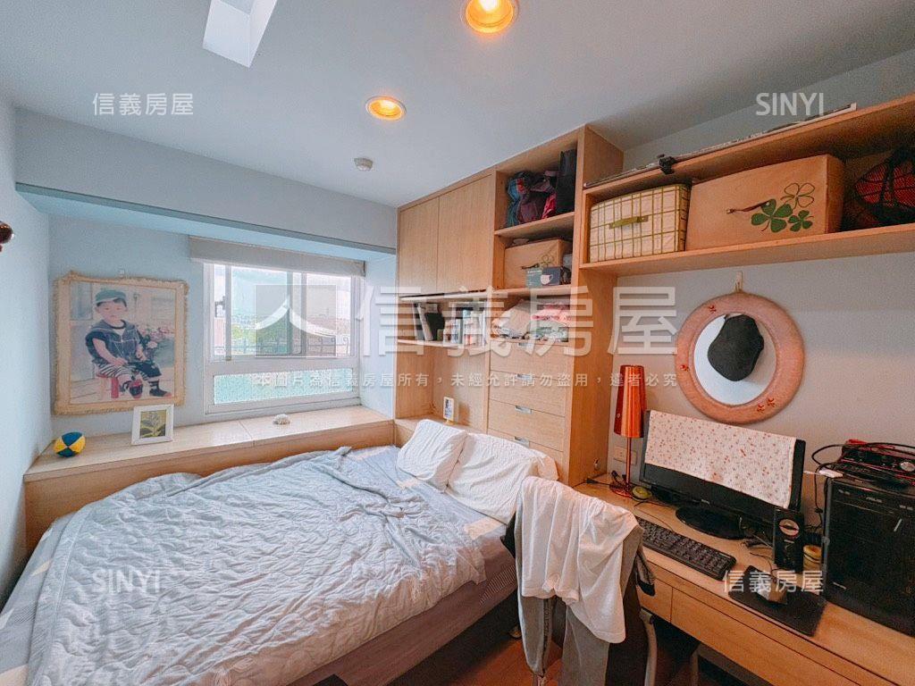 【中央大道】電梯兩房車位房屋室內格局與周邊環境