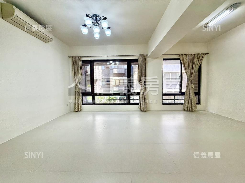 誠售榮華簡約３房＋車位房屋室內格局與周邊環境