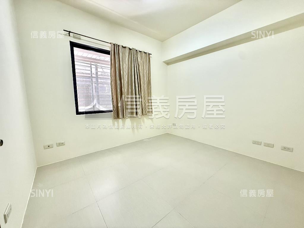 誠售榮華簡約３房＋車位房屋室內格局與周邊環境